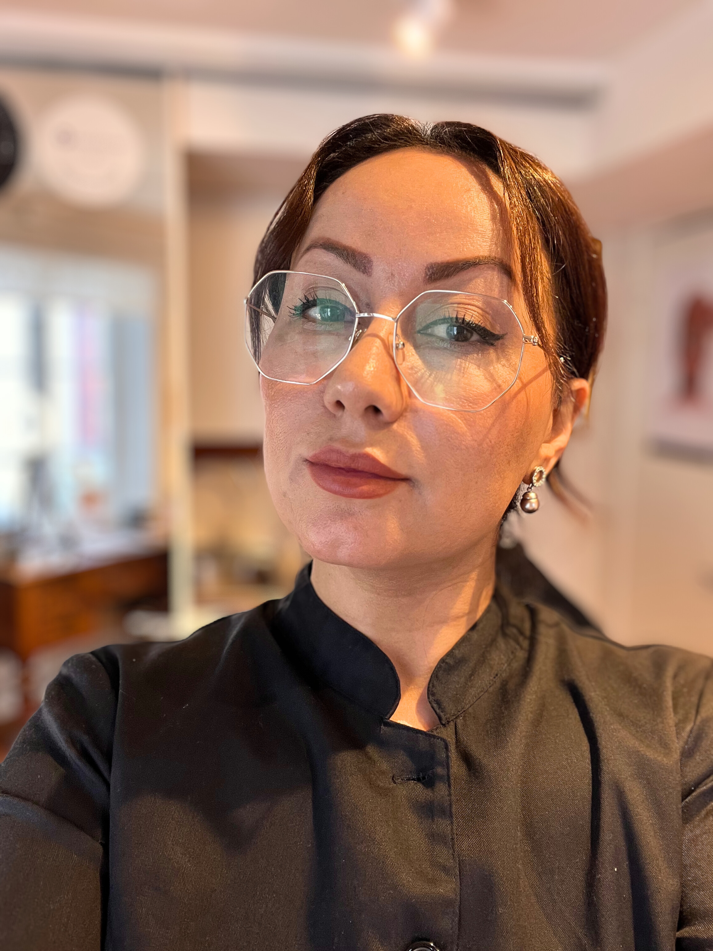 Sanna Khadem – SannaBeauty Clinic